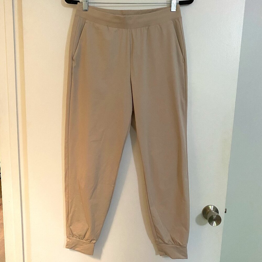 Uniqlo AIRism khaki colored sweat pants (New without tags)